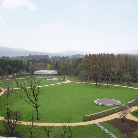 Courtyard By Marriott Wuxi Lihu Lake Bagian luar foto