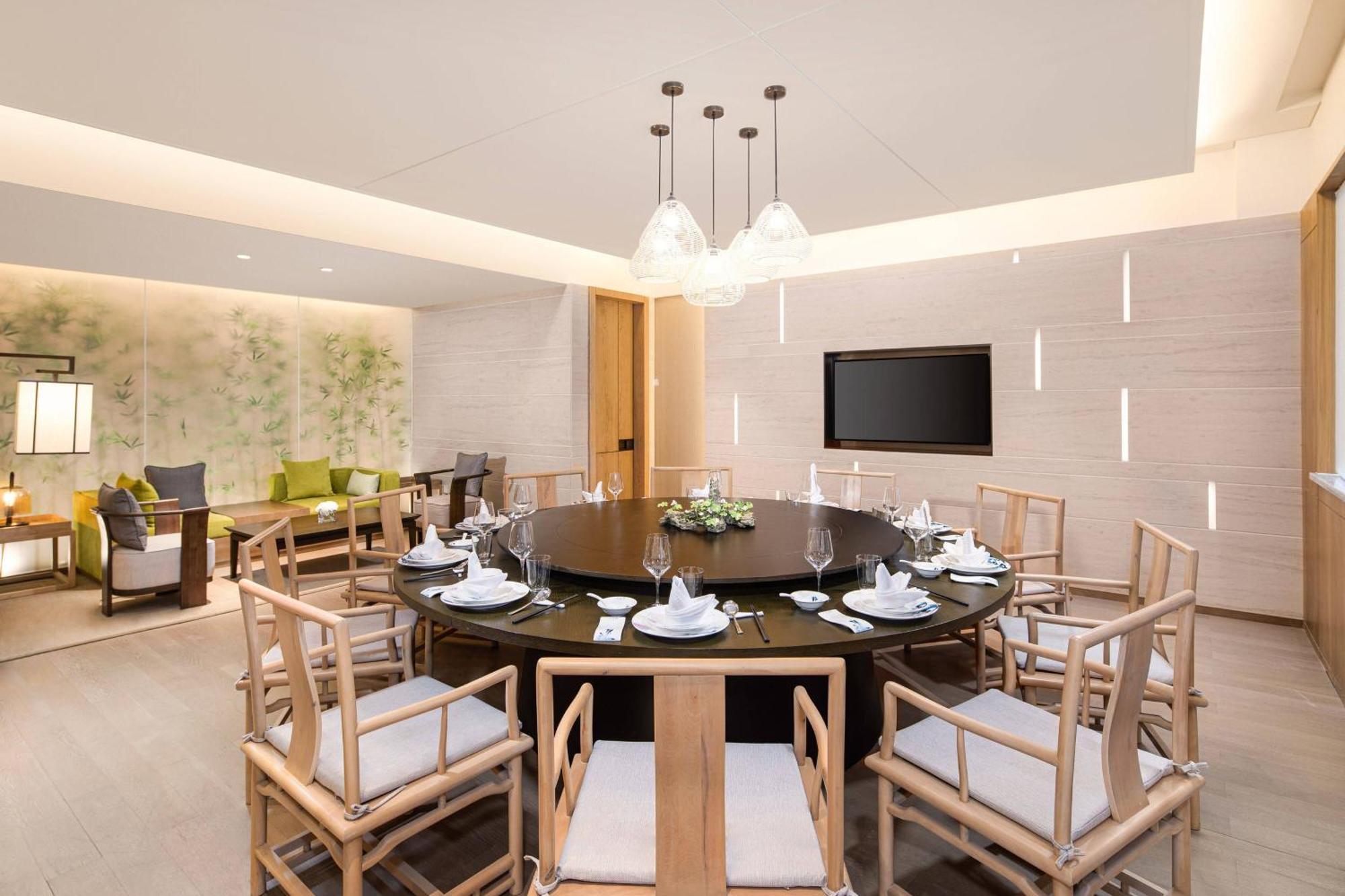 Courtyard By Marriott Wuxi Lihu Lake Bagian luar foto