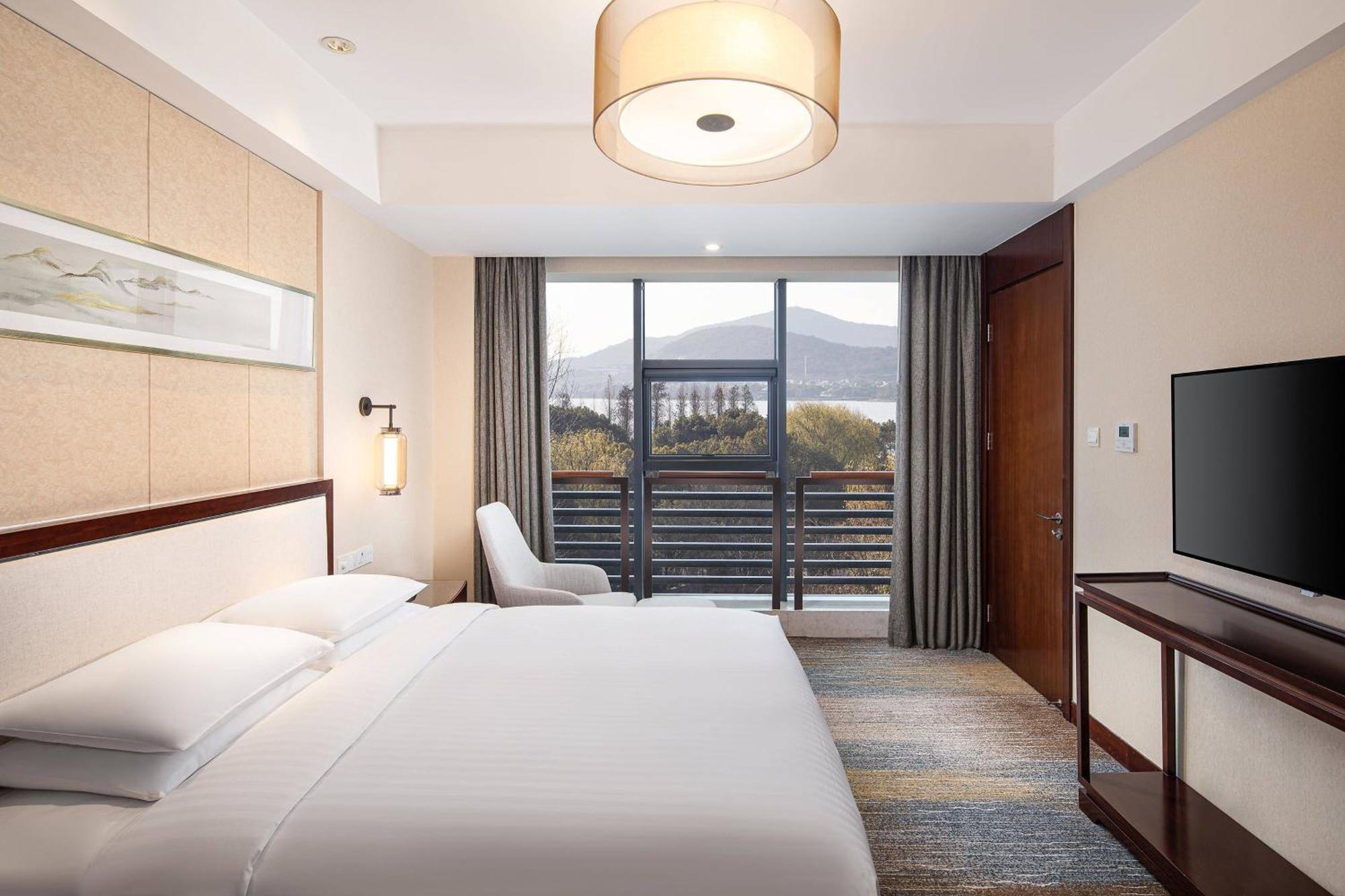 Courtyard By Marriott Wuxi Lihu Lake Bagian luar foto